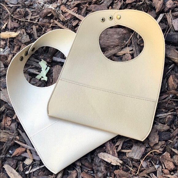 (2) Baby Bibs - Picture 1 of 3